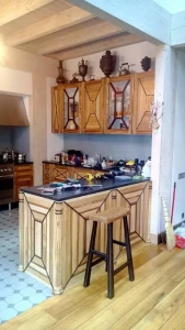 Кухня из массива дерева