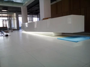 Ресепшен с подсветкой